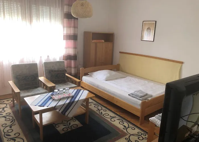 Kertesz Rozsa Vendeghaz 3*